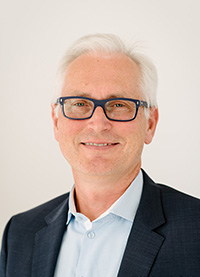 Univ.-Prof. Dr. Bernhard Schwarz